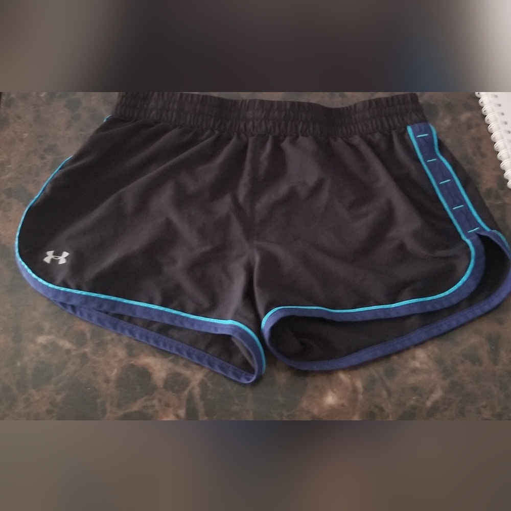 Under Armour Athletic Shorts Womens